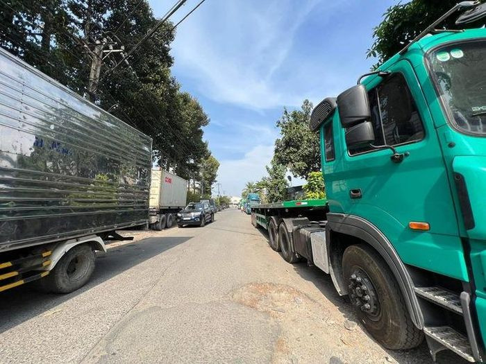 Nhieu trung tam dang kiem o TP HCM bat ngo ngung hoat dong-Hinh-10