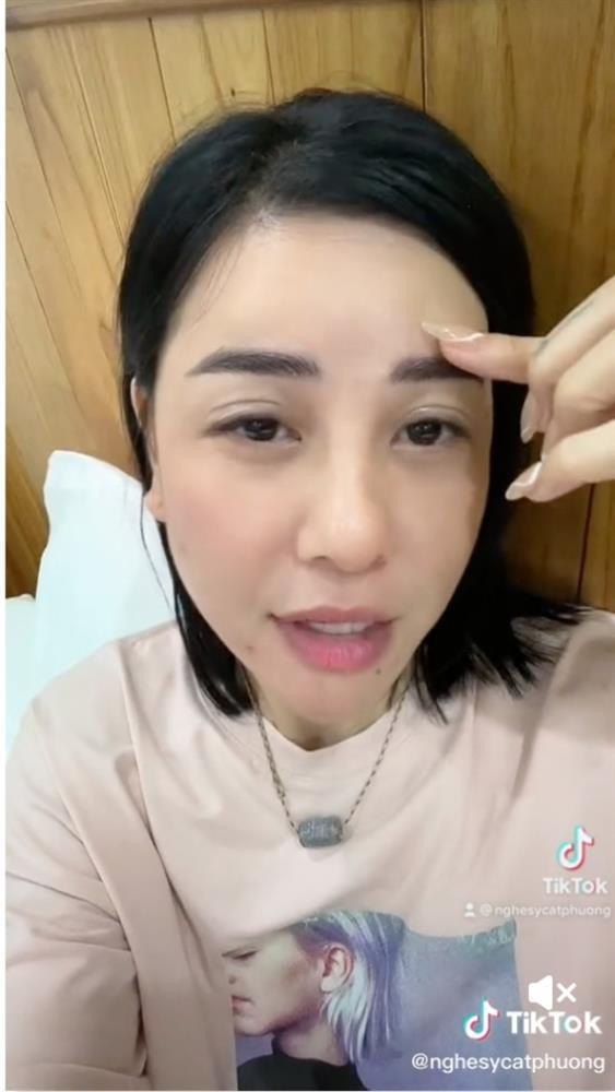 Cát Phượng "dao kéo" sau chia tay Kiều Minh Tuấn? - Hình 2 Cat Phuong