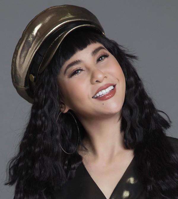 Cát Phượng "dao kéo" sau chia tay Kiều Minh Tuấn? - Hình 5 Cat Phuong