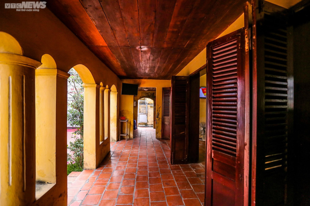 Ngôi nhà lưu nhiều kỷ vật của Bác Hồ được xếp hạng Di tích Quốc gia - Hình 6 Ngoi nha luu nhieu ky vat cua Bac Ho duoc xep hang Di tich Quoc gia-Hinh-6