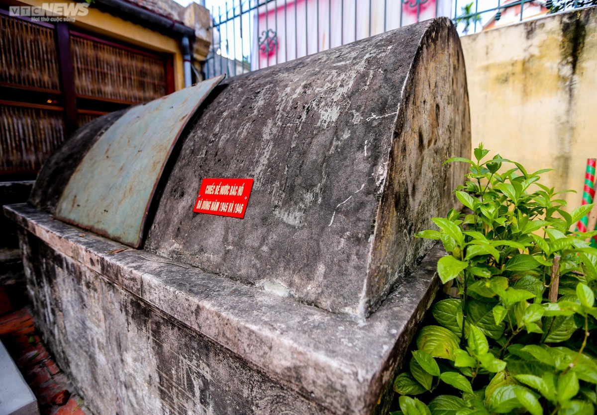 Ngôi nhà lưu nhiều kỷ vật của Bác Hồ được xếp hạng Di tích Quốc gia - Hình 15 Ngoi nha luu nhieu ky vat cua Bac Ho duoc xep hang Di tich Quoc gia-Hinh-15