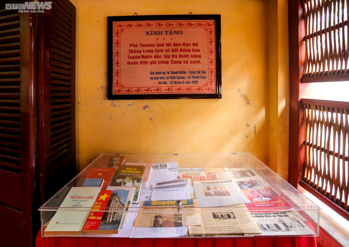 Ngôi nhà lưu nhiều kỷ vật của Bác Hồ được xếp hạng Di tích Quốc gia - Hình 14 Ngoi nha luu nhieu ky vat cua Bac Ho duoc xep hang Di tich Quoc gia-Hinh-14