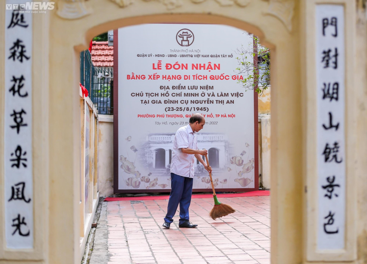 Ngôi nhà lưu nhiều kỷ vật của Bác Hồ được xếp hạng Di tích Quốc gia - Hình 3 Ngoi nha luu nhieu ky vat cua Bac Ho duoc xep hang Di tich Quoc gia-Hinh-3