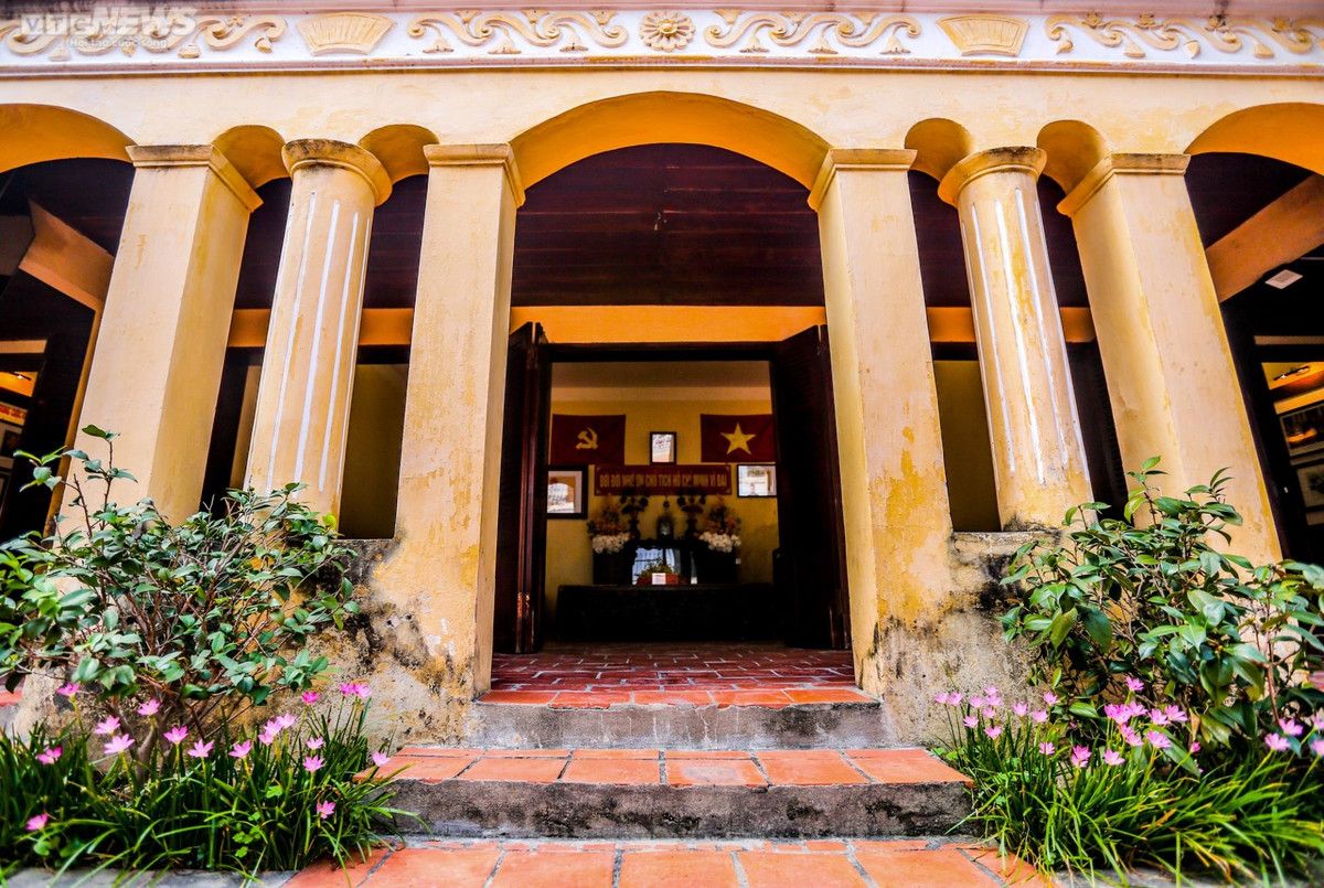 Ngôi nhà lưu nhiều kỷ vật của Bác Hồ được xếp hạng Di tích Quốc gia - Hình 5 Ngoi nha luu nhieu ky vat cua Bac Ho duoc xep hang Di tich Quoc gia-Hinh-5