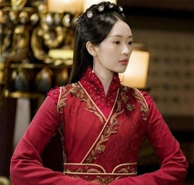 Chuyên gia tìm thấy báu vật nhỏ xíu trong mộ cổ ảnh 2