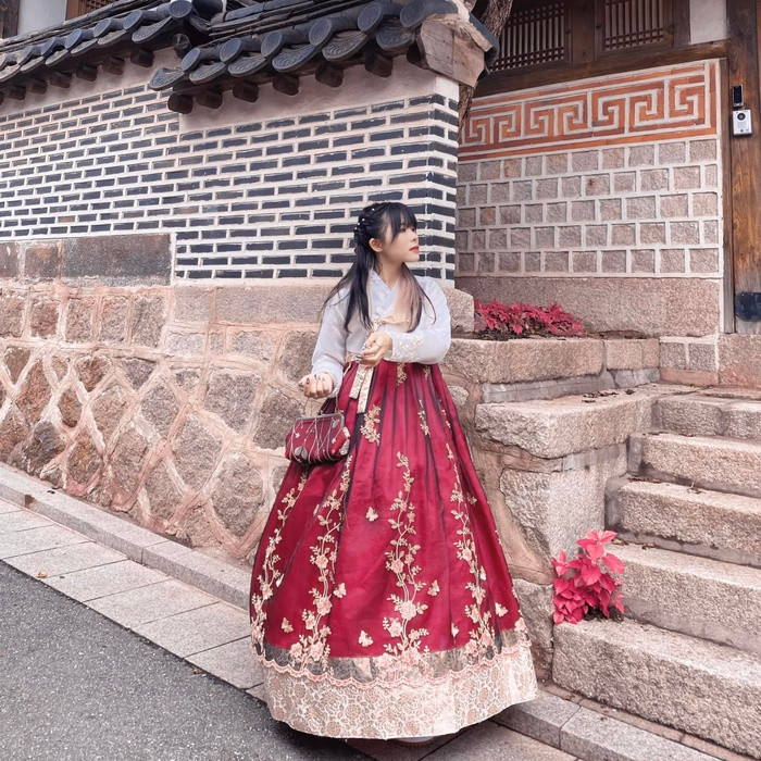 Vụ "thích ăn hải sản rồi lại chê bai mùi cá ao": Tiktoker xin lỗi - Hình 3 Vu