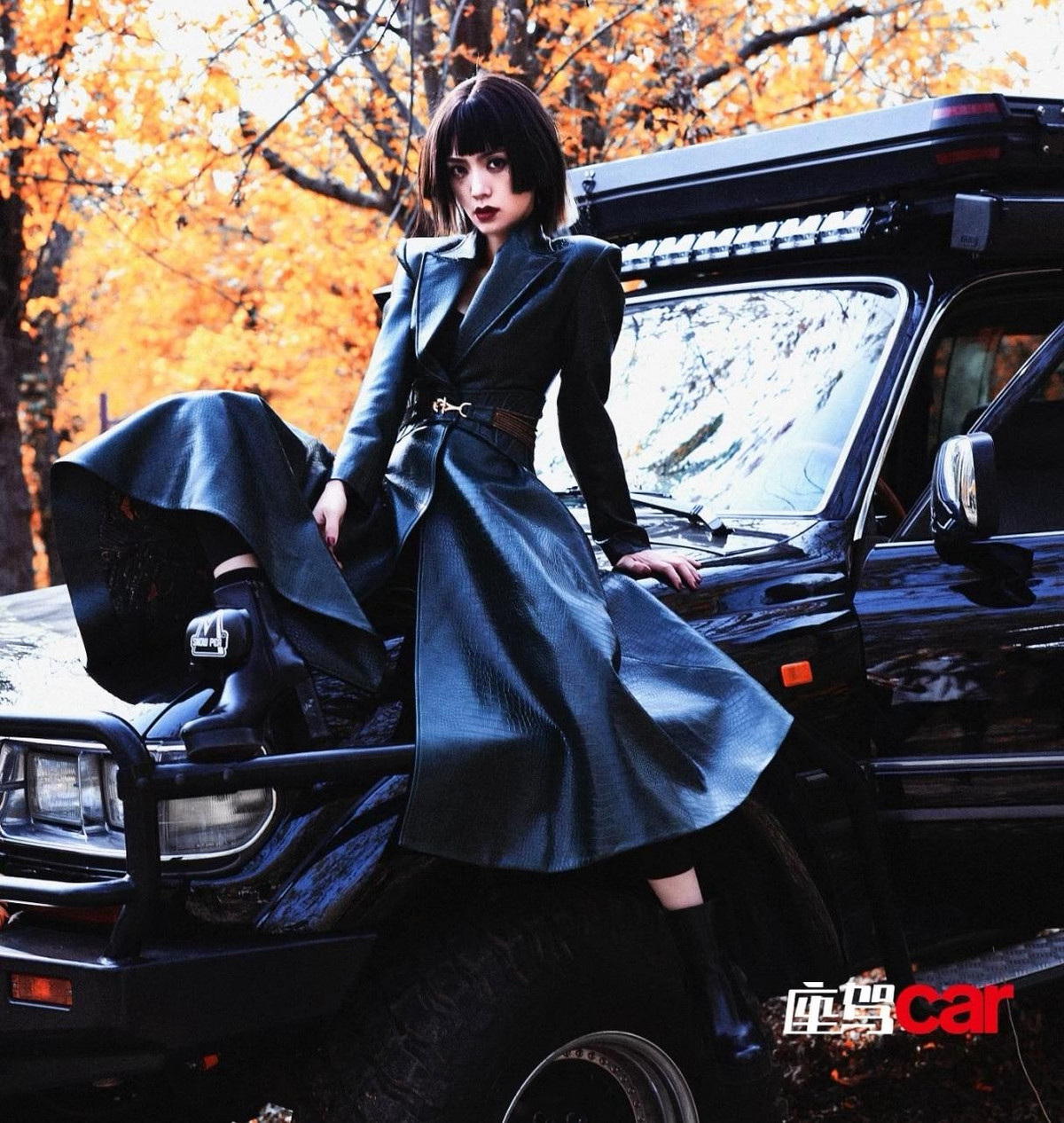 Lý Hiểu Phong tiết lộ cô và Lưu Khải Uy thường đi dạo cùng nhau, chơi đàn ghi-ta, tâm sự về cuộc sống. Họ có sự thấu hiểu và đồng điệu trong tâm hồn. Lưu Khải Uy gọi bạn gái là "cô gái nhỏ" và ân cần chăm sóc. Hành động của nam diễn viên khiến Lý Hiểu Phong xúc động.