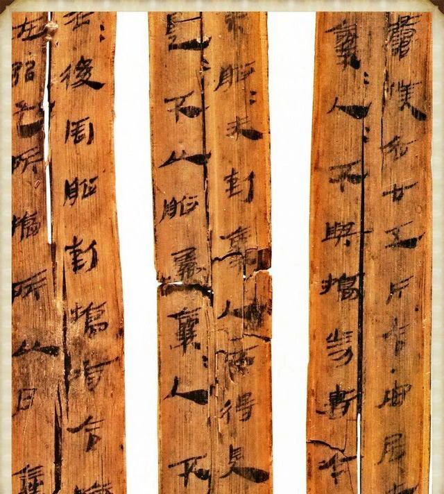 Trúc thư cổ lật tẩy bí mật tại sao Quan Vũ phải chết? - Hình 3 Truc thu co lat tay bi mat tai sao Quan Vu phai chet?-Hinh-3