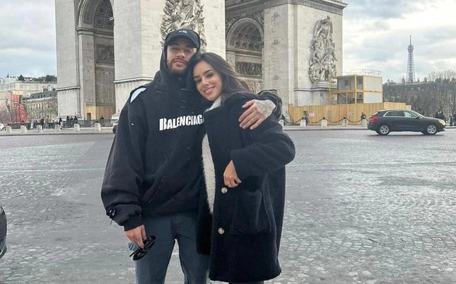 Neymar quay lai voi ban gai cu Bruna Biancardi
