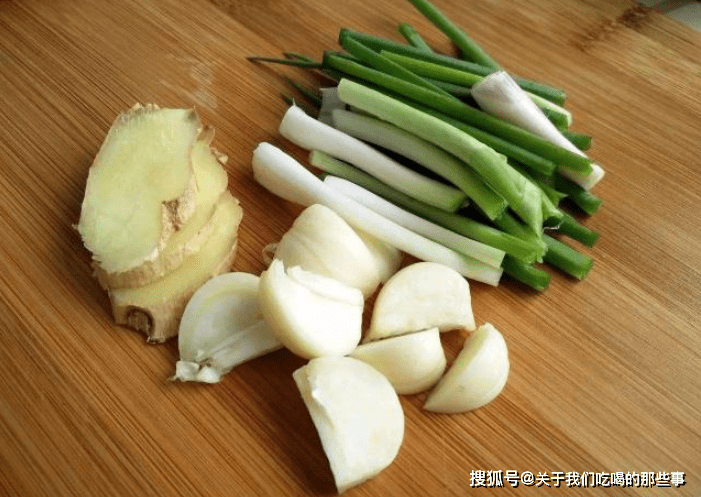 Cách sử dụng hành, gừng và tỏi đúng cách ảnh 1