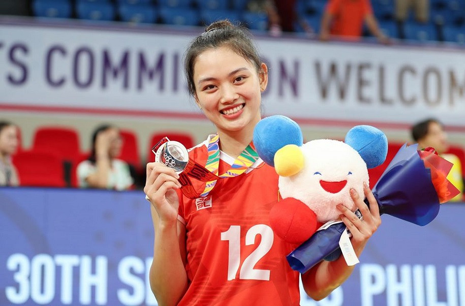 Hot girl bóng chuyền gây sốt SEA Games 31 là ai? Hot girl bong chuyen gay sot SEA Games 31 la ai?