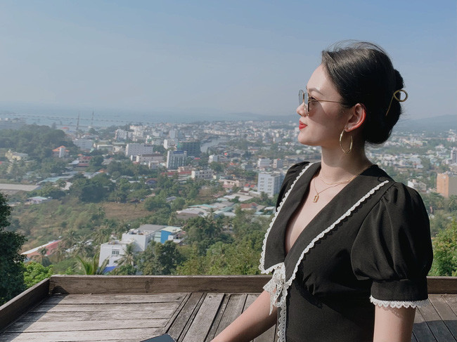 Hot girl bóng chuyền gây sốt SEA Games 31 là ai? - Hình 13 Hot girl bong chuyen gay sot SEA Games 31 la ai?-Hinh-13