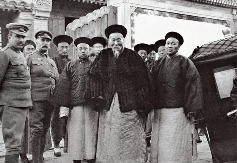 Tên tham quan nhiều mánh nhất lịch sử Triều Thanh Ten tham quan nhieu manh nhat lich su Trieu Thanh