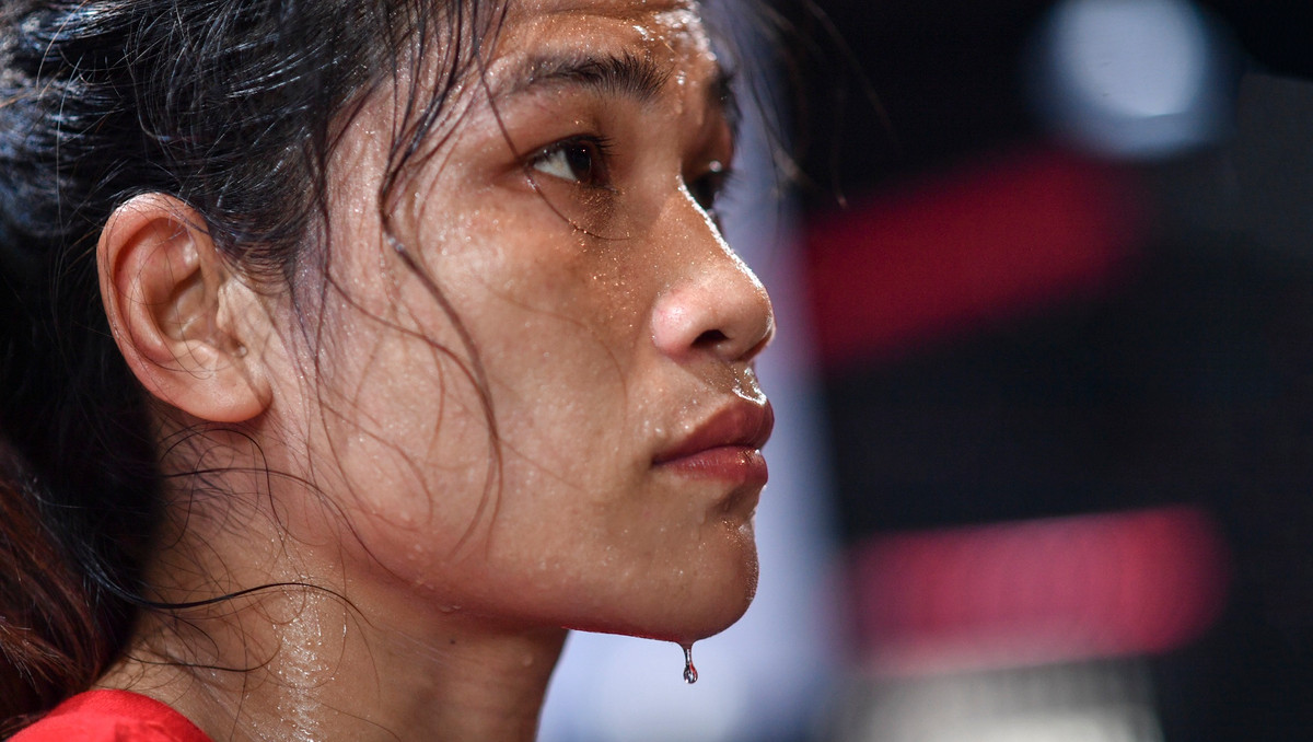 Nu vo si 'danh dam' 6 gio moi ngay de dau giai vo thuat-Hinh-21