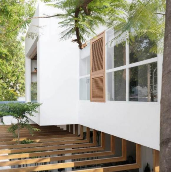 So voi nha hang xom, nha anh ta qua nhien la cao cap-Hinh-14