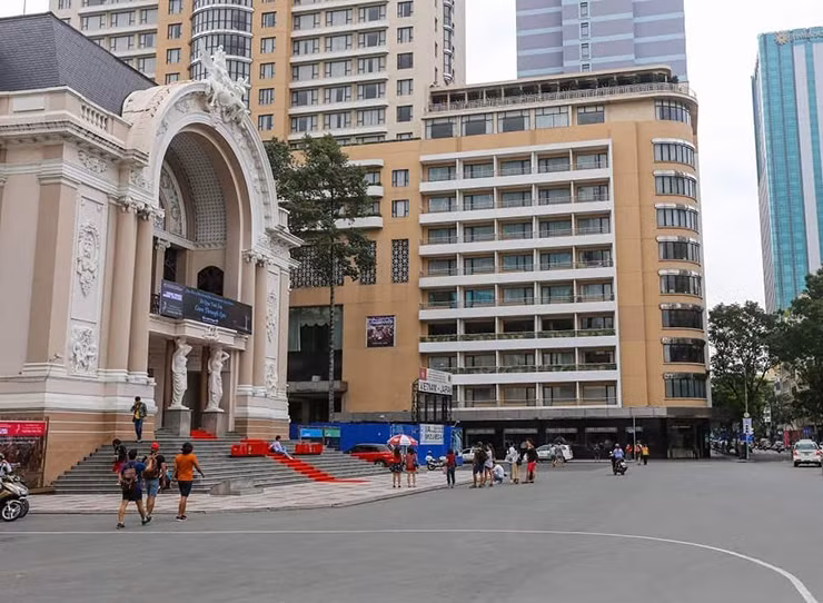 Quan o TP.HCM dan it nhung thu ngan sach hon nhieu tinh-Hinh-10