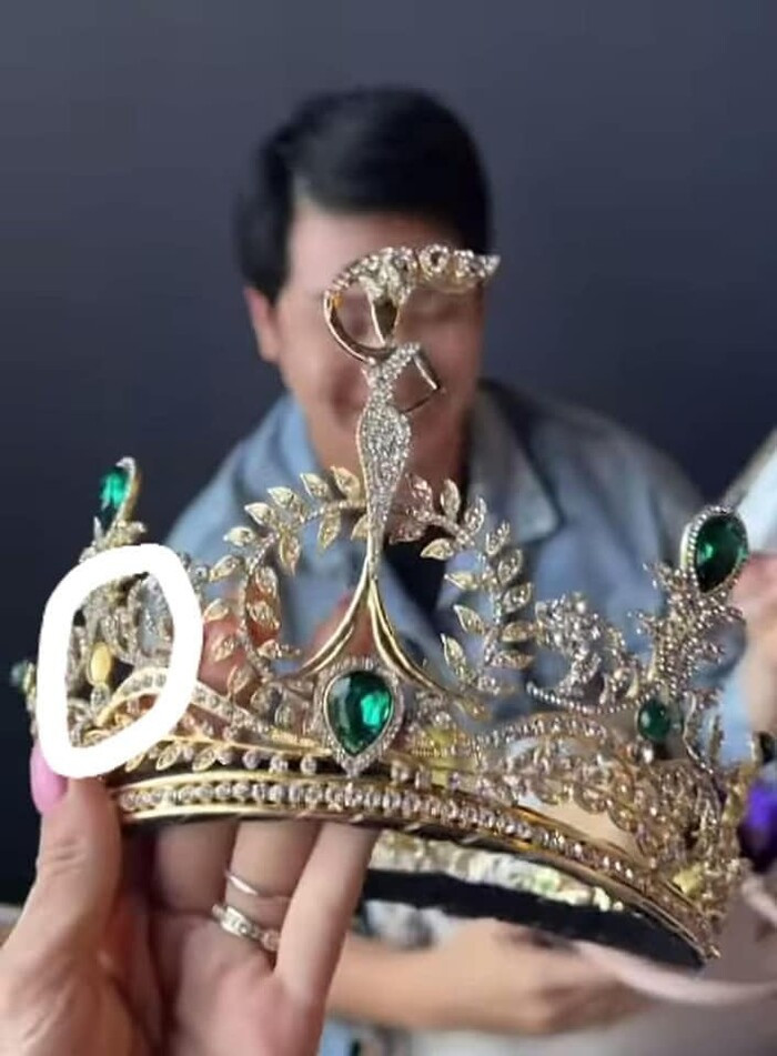 Vat pham tai Miss Grand International 'tan tac' sau chua day 1 thang-Hinh-5