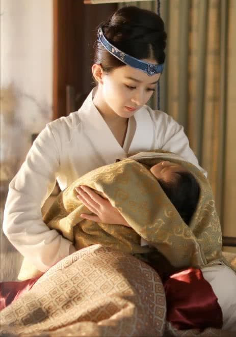 Tai sao Hoang that Trung Quoc thoi co dai it khi co sinh doi?