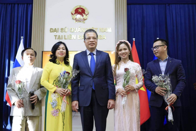 Hanh trinh thuc hien uoc mo chinh phuc tri thuc cua co gai xu Nghe-Hinh-3