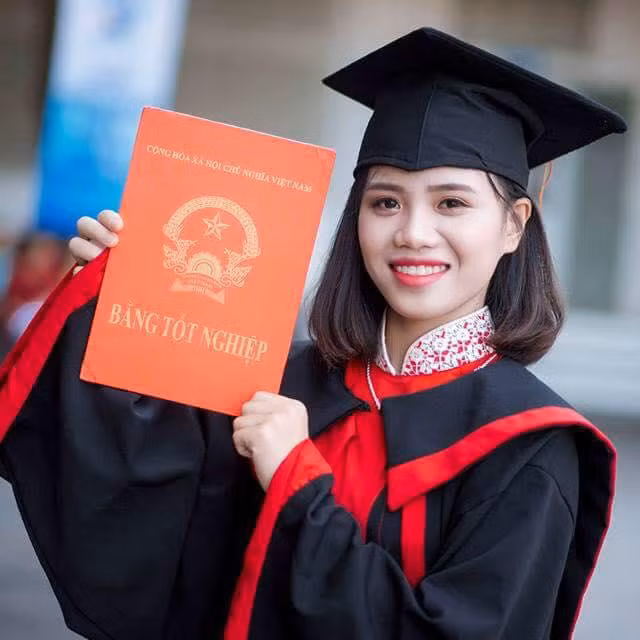 Hanh trinh thuc hien uoc mo chinh phuc tri thuc cua co gai xu Nghe