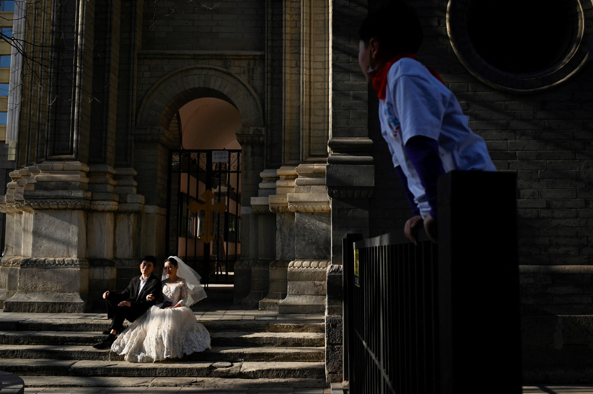 Nhung nguoi tre Trung Quoc the ca doi khong ket hon
