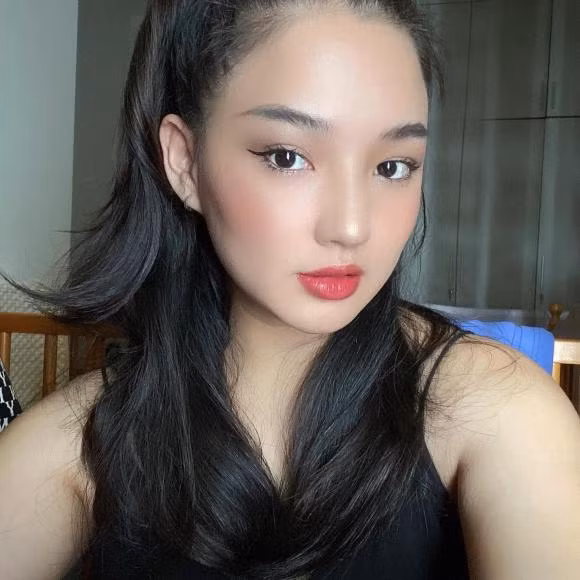 Kieu Oanh tai xuat voi nhan sac gay me sau nhieu nam song kin tieng-Hinh-8