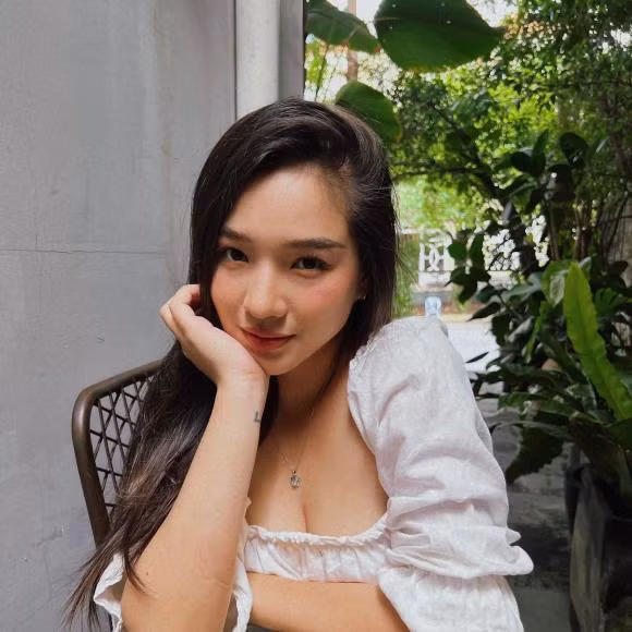 Kieu Oanh tai xuat voi nhan sac gay me sau nhieu nam song kin tieng-Hinh-9