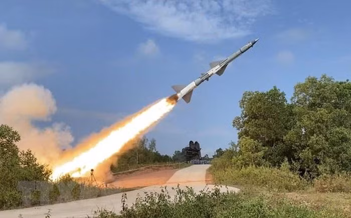 Luc luong nong cot trong dau tranh giai phong dan toc, bao ve To quoc-Hinh-10