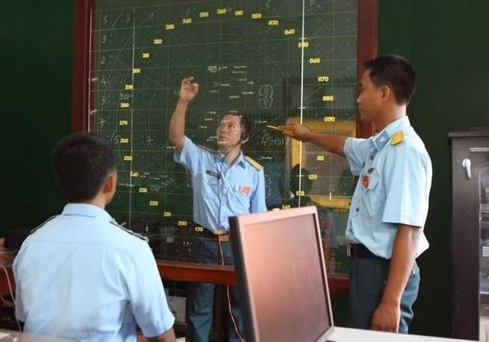 Luc luong nong cot trong dau tranh giai phong dan toc, bao ve To quoc-Hinh-15