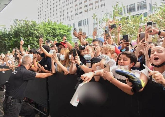 David Beckham gay sot vi o lai ke don ban ghe sau su kien-Hinh-2