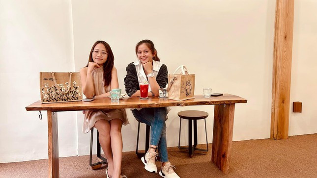 Dam me cung nghe thu cong