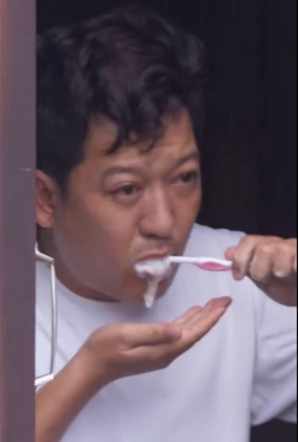 Dan tinh phat hoang voi khuon mat moi ngu day cua Truong Giang-Hinh-10