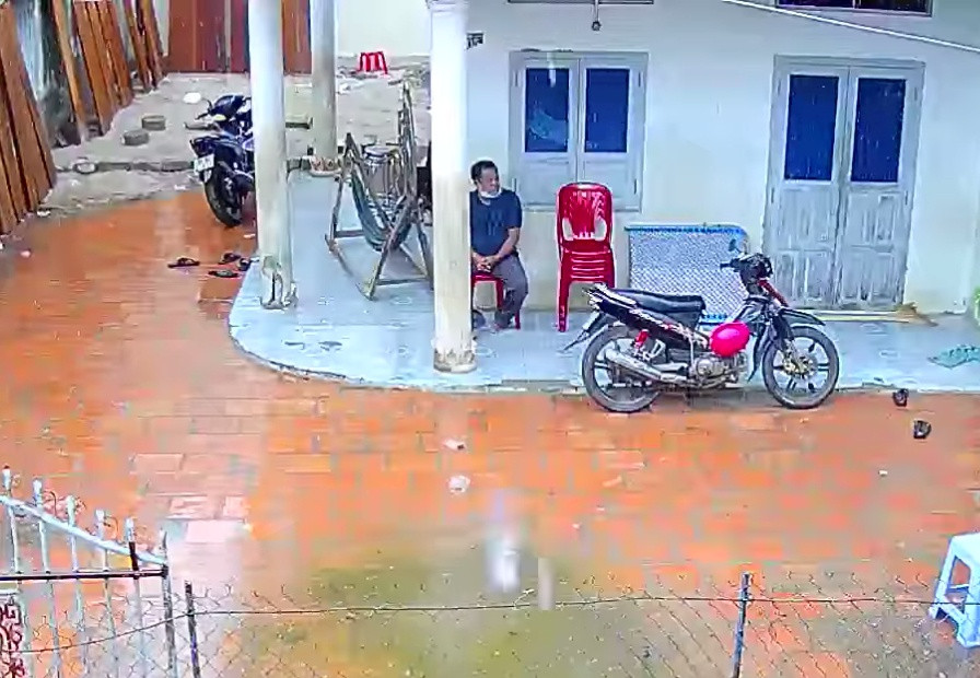 Cha cua Dung Quang Nho: 