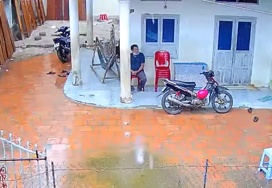 Cha cua Dung Quang Nho: 