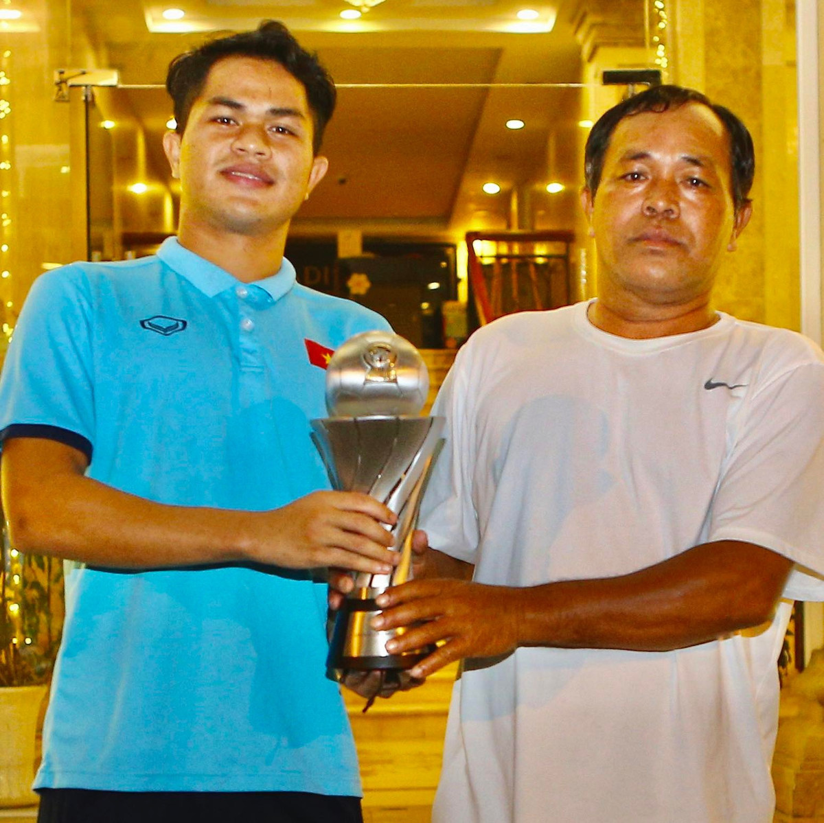 Cha cua Dung Quang Nho: 