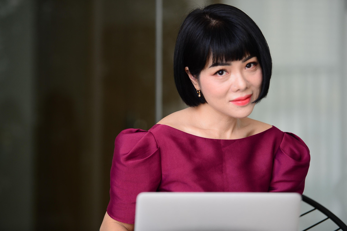 BTV Bach Duong: 'Khi thoi viec o VTV, toi van ngheo'