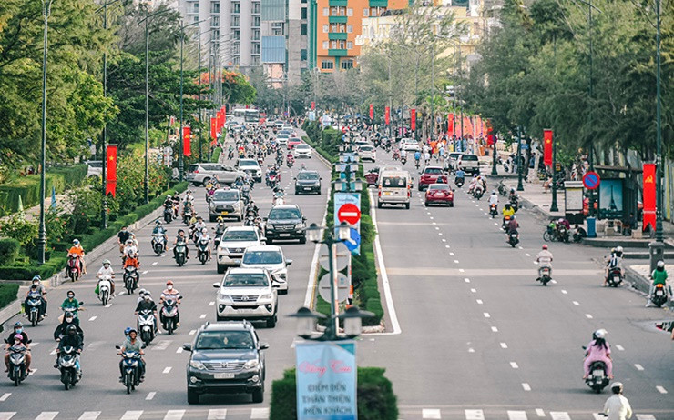 Thực tế kinh tế của tỉnh Bà Rịa - Vũng Tàu cũng rất phát triển. Trong đó, báo cáo của Tổng cục Thống kê về chỉ số thu nhập GNI bình quân đầu người năm 2020 của Bà Rịa - Vũng Tàu đạt 34.580 USD, gấp 1,6 lần địa phương xếp thứ hai là Quảng Ninh.