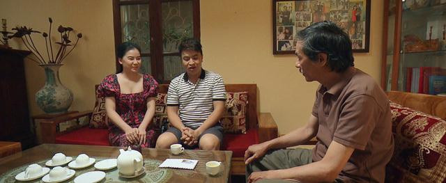 Nhung nang dau ghe gom: Nguoi bieu do het han cho bo chong