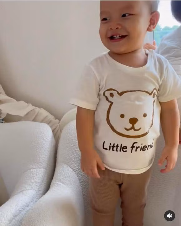 Nghe Lisa nha Ha Ho goi ba ve nha, Kim Ly co chiu noi chang?-Hinh-7