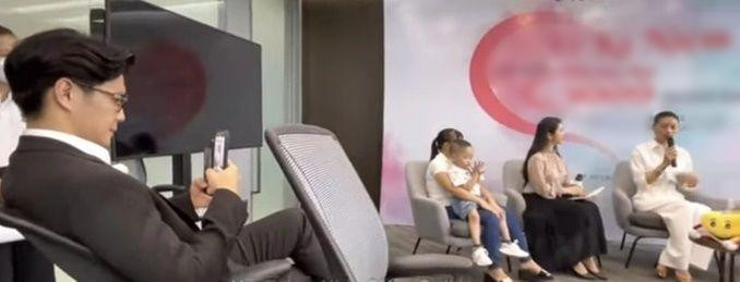 Đây không phải lần đầu Huy Trần tỏ ra si mê Ngô Thanh Vân khi tham dự sự kiện chung.