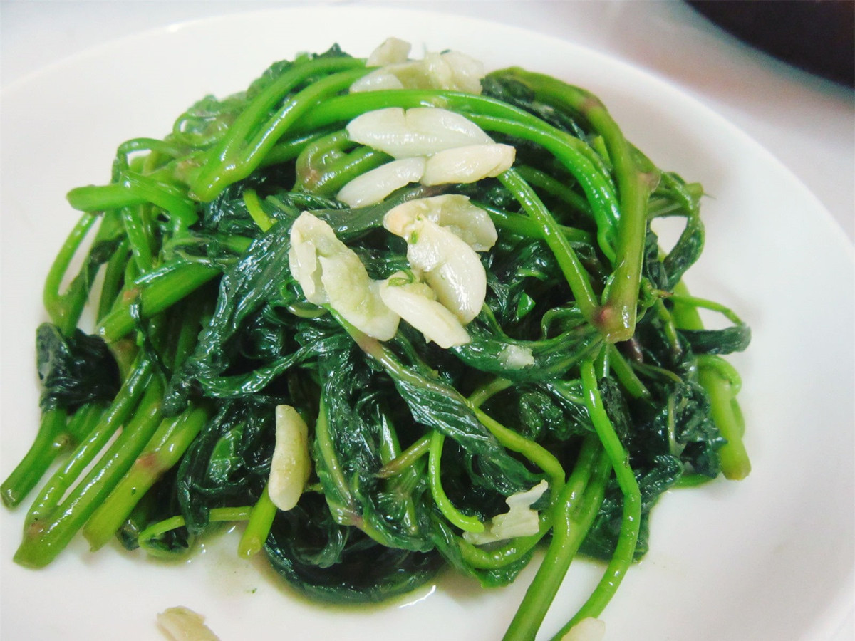 7 lý do khiến bạn ăn rau lang thường xuyên hơn ảnh 1