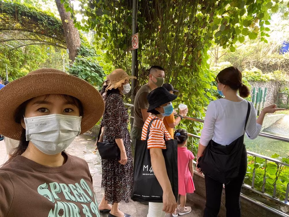 Lê Phương bật mí: "Lễ của 2 anh em Pháo - Bông!".