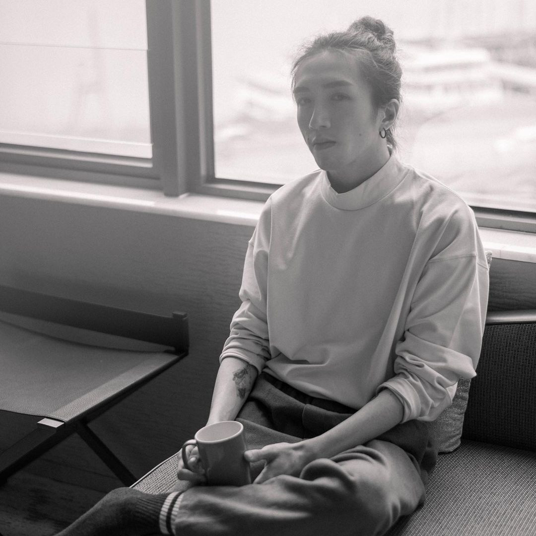 Bi kich vu cong bi man hinh LED 600 kg roi trung nguoi-Hinh-9