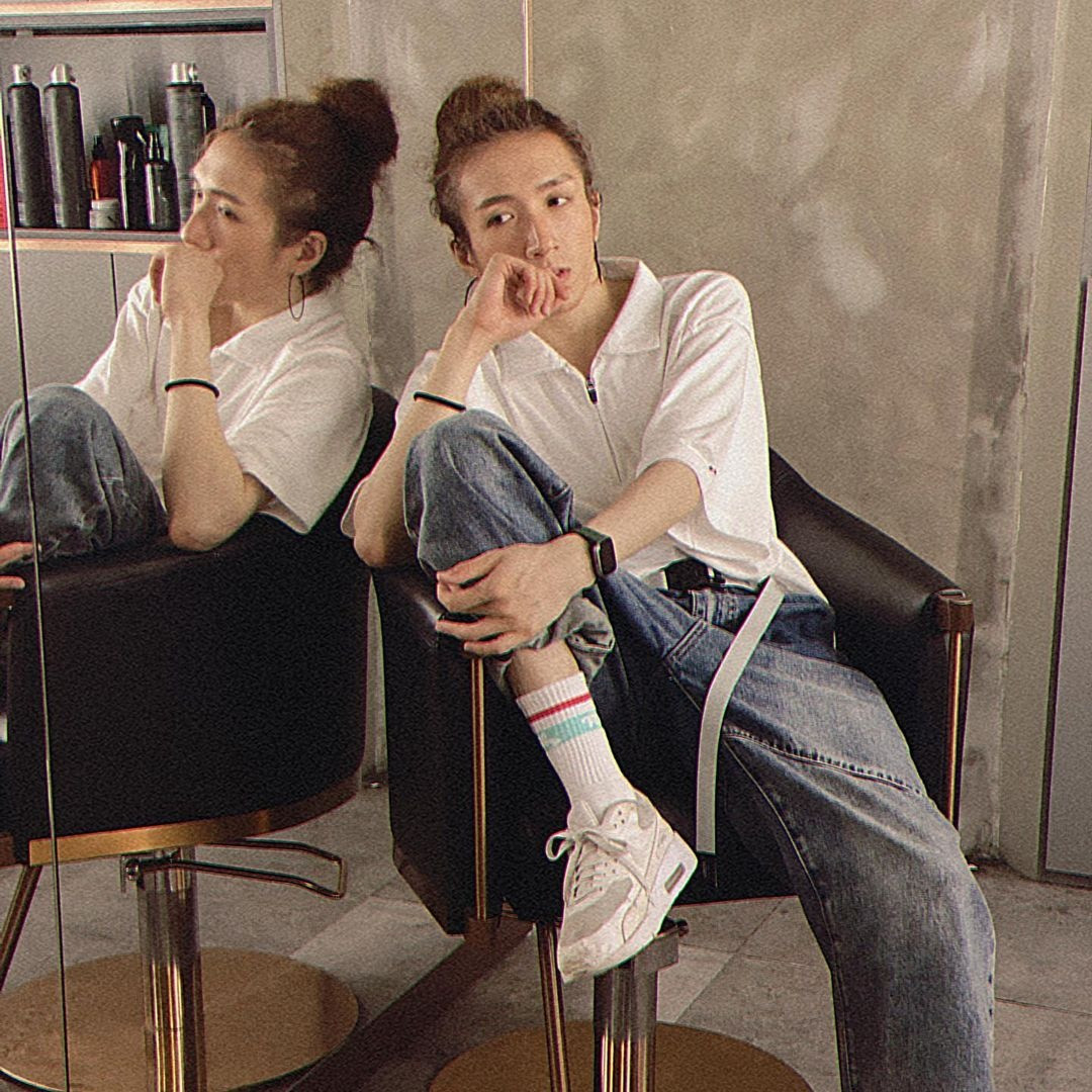 Bi kich vu cong bi man hinh LED 600 kg roi trung nguoi-Hinh-8