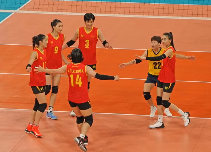 Madam Pang chuc mung Thai Lan thang Viet Nam 3-0-Hinh-2