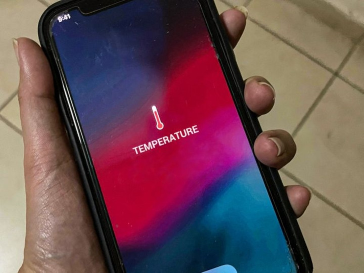 10 sai lầm khiến điện thoại bị nóng, dễ gây nguy hiểm 10 sai lam khien dien thoai bi nong, de gay nguy hiem