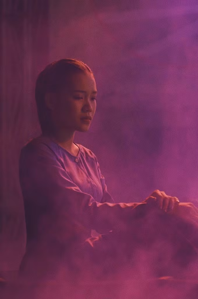 Nu sinh phai long mon nghe thuat 