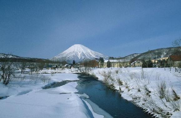 Nguoi sinh vao ngay nao, thap hen den dau cung khong bi vui dap