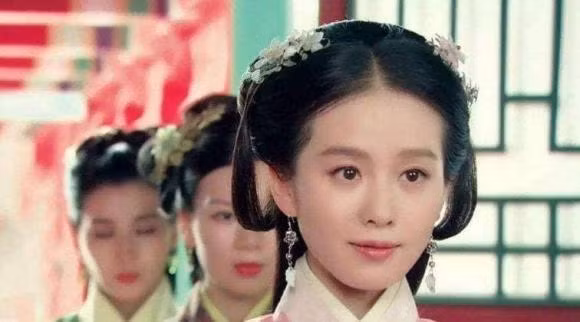 Cac hoang de thoi xua chon the thiep nhu the nao?-Hinh-2