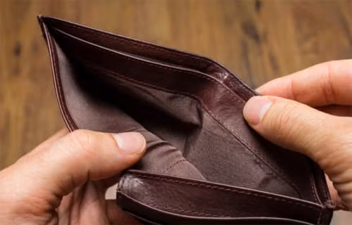 10 nguyen tac song neu cu giu mai co the khien ban ngheo suot doi-Hinh-2